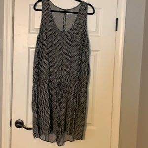 Black/White Romper with triangle design